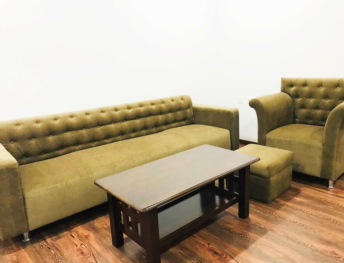Hotel Aston Suites