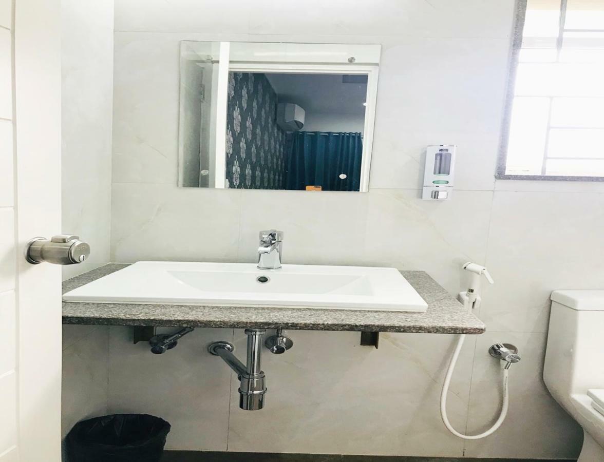 Hotel Aston Suites